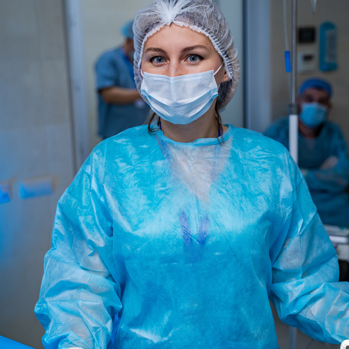 Weibliche OT-Uniform